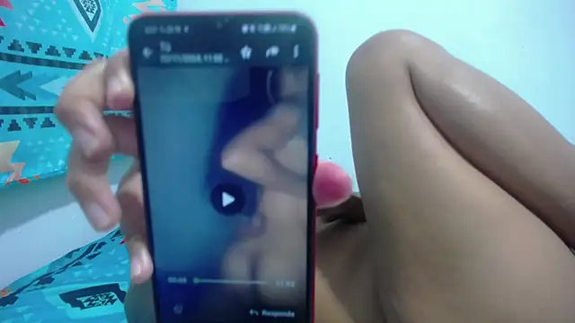 Snapshot of GiveLove1 chatting on January 10, 11:22 am GiveLove1 online show from January 10, 11:22 am