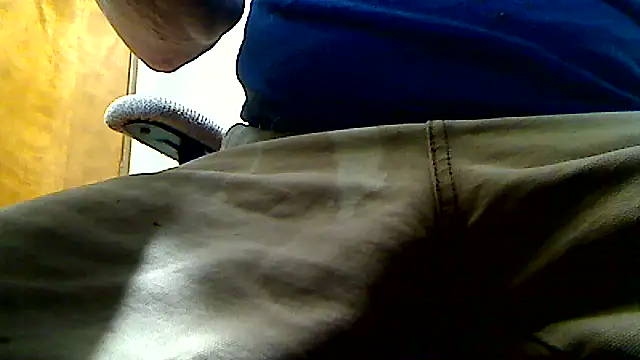 markluvskitty online show from October 22, 12:16 pm