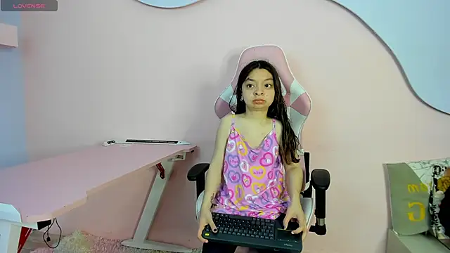 CharlotteMuller online show from November 21, 8:51 pm