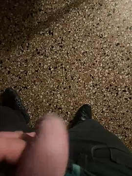 Edosxxl online show from December 12, 1:10 am