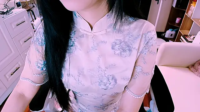 Snapshot of Lee_Mi chatting on February 17, 3:51 pm Lee Mi online show from February 17, 3:51 pm