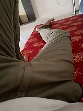 Snapshot of HeftyTheory7 chatting on November 10, 10:47 am HeftyTheory7 online show from November 10, 10:47 am