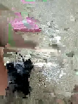 Snapshot of HeftyTheory7 chatting on December 2, 4:18 am HeftyTheory7 online show from December 2, 4:18 am