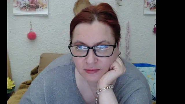 Snapshot of PlayfullMature chatting on October 16, 2:34 am PlayfullMature online show from October 16, 2:34 am