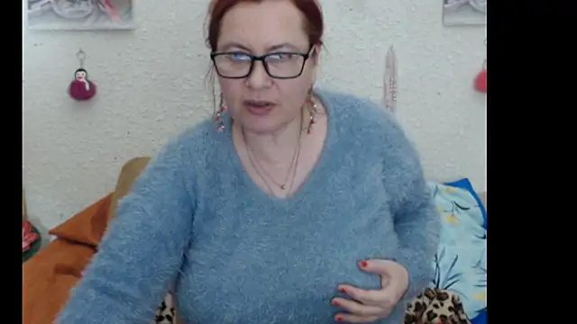 Snapshot of PlayfullMature chatting on November 13, 7:02 pm PlayfullMature online show from November 13, 7:02 pm