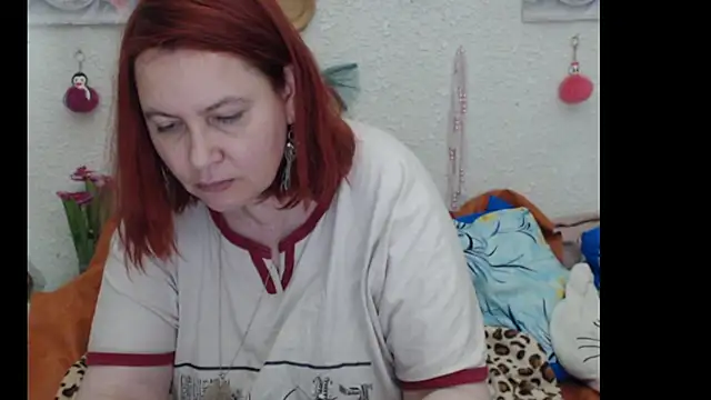 Snapshot of PlayfullMature chatting on November 16, 1:17 pm PlayfullMature online show from November 16, 1:17 pm