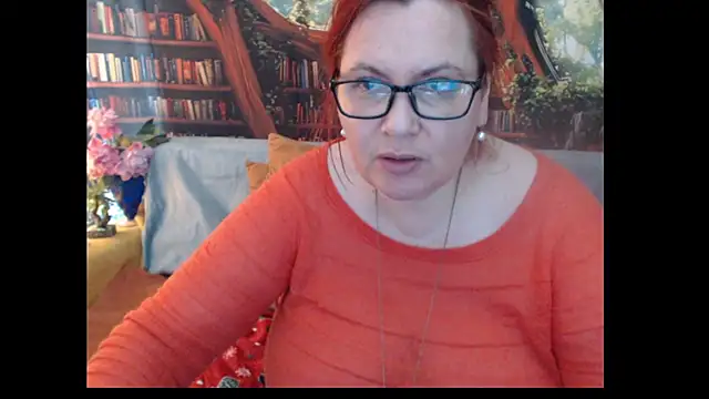 Snapshot of PlayfullMature chatting on June 12, 1:43 pm PlayfullMature online show from June 12, 1:43 pm