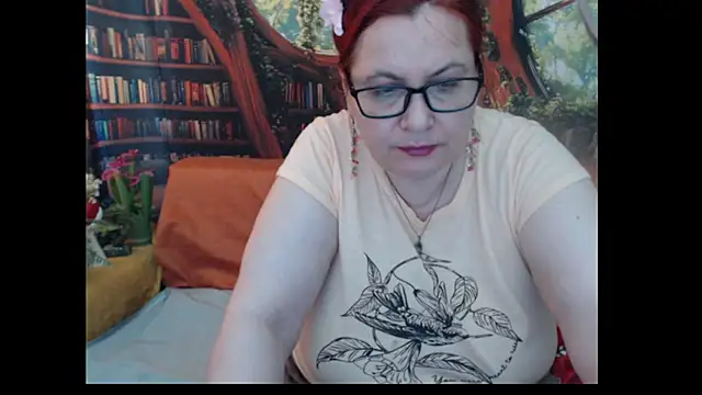 Snapshot of PlayfullMature chatting on June 27, 9:03 am PlayfullMature online show from June 27, 9:03 am