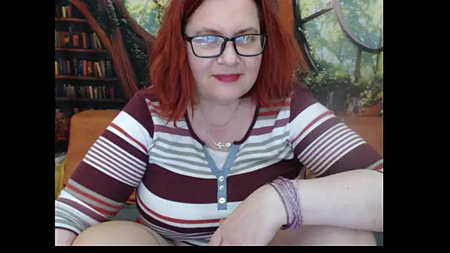 Snapshot of PlayfullMature chatting on July 13, 3:09 am PlayfullMature online show from July 13, 3:09 am