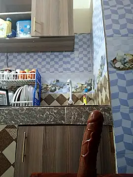 queennapal online show from January 16, 6:50 am