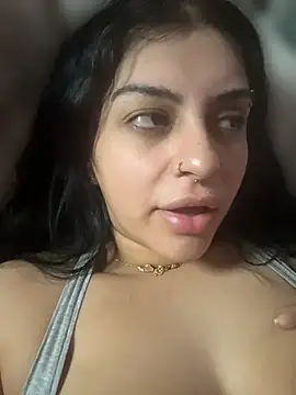 ThickerThanYoBitch online show from June 13, 11:52 am