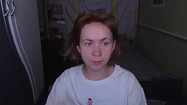 Snapshot of Riley_Roo chatting on June 8, 7:20 am Riley Roo online show from June 8, 7:20 am