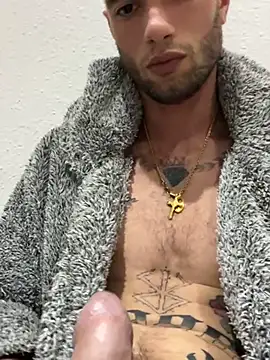 Snapshot of davorm chatting on January 18, 7:26 pm davorm online show from January 18, 7:26 pm