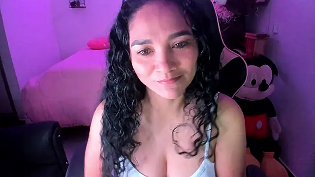 rayza mature 154 online show from February 8, 3:04 pm