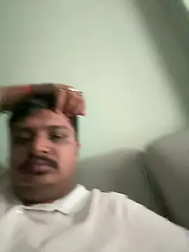 Snapshot of Parth-26 chatting on May 22, 12:55 pm Parth-26 online show from May 22, 12:55 pm
