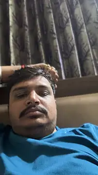 Snapshot of Parth-26 chatting on May 26, 3:41 pm Parth-26 online show from May 26, 3:41 pm