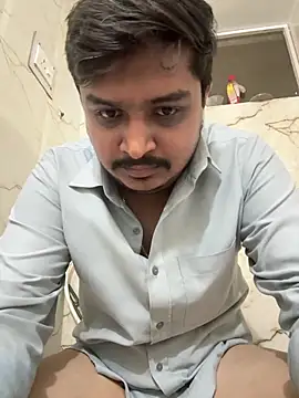 Snapshot of Parth-26 chatting on June 3, 3:28 pm Parth-26 online show from June 3, 3:28 pm