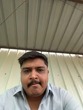 Snapshot of Parth-26 chatting on July 15, 5:23 am Parth-26 online show from July 15, 5:23 am