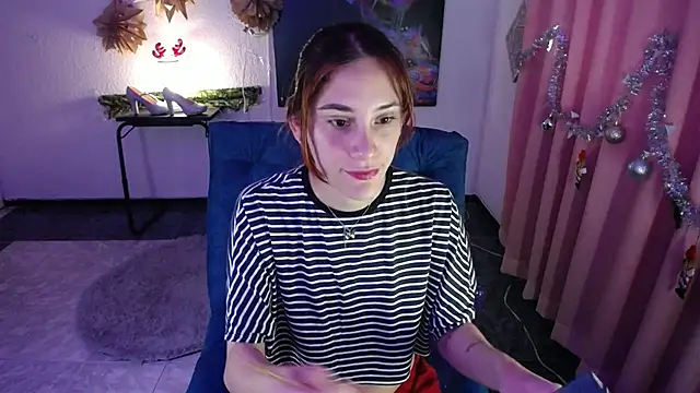 IsaBaileys  online show from December 5, 7:06 pm