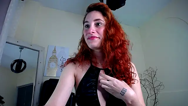 IsaBaileys  online show from March 11, 10:42 pm