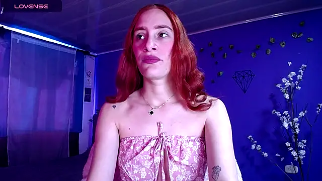 Snapshot of IsaBaileys_ chatting on October 10, 9:14 pm IsaBaileys online show from October 10, 9:14 pm