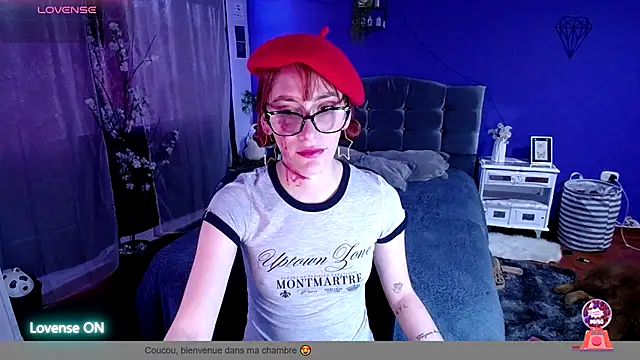 Snapshot of IsaBaileys_ chatting on October 27, 8:35 pm IsaBaileys online show from October 27, 8:35 pm