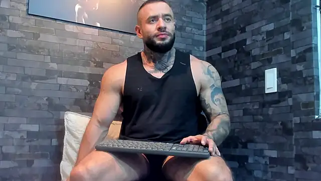 BruceDallas online show from July 17, 12:06 am