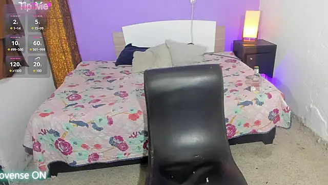 vanessabz online show from August 2, 3:05 am