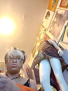 Snapshot of Mune_Raez_6 chatting on October 31, 3:07 am Mune Raez 6 online show from October 31, 3:07 am