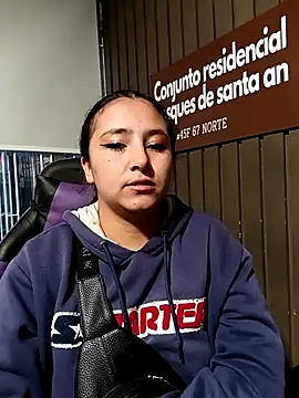 Cute Penelope online show from November 13, 11:20 am