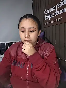 Cute Penelope online show from February 11, 11:15 am