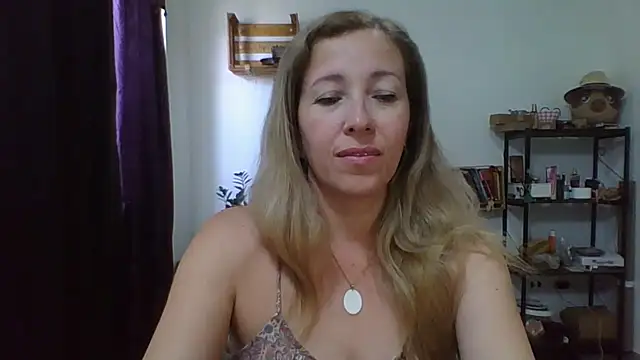 charlott ponce online show from April 29, 6:14 pm