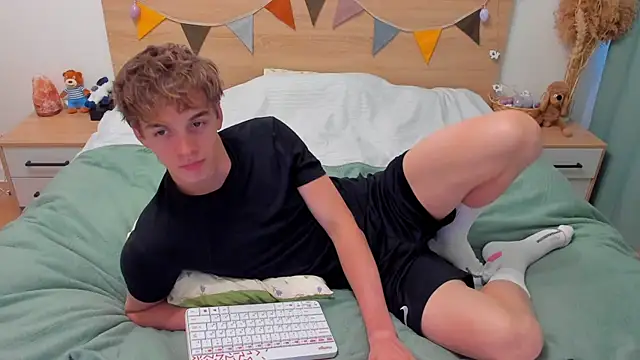 Fandi 777 online show from April 3, 2:04 pm