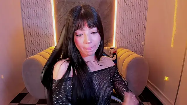  mia collins b  online show from October 16, 12:50 pm