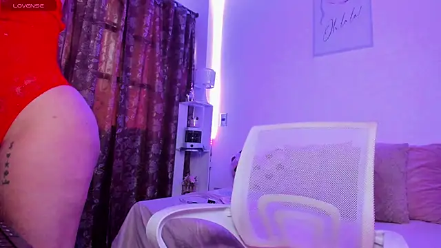 Snapshot of isabela-duran chatting on February 28, 10:06 pm isabela-duran online show from February 28, 10:06 pm