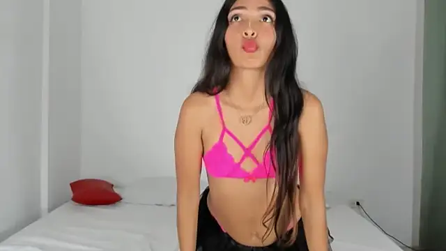 SweetYoungs  online show from January 3, 10:19 pm