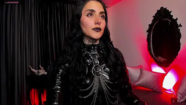 Snapshot of nasty_aliice1 chatting on May 16, 6:10 am nasty aliice1 online show from May 16, 6:10 am