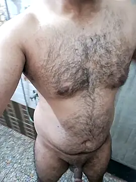 Snapshot of bobyyboyy1 chatting on March 1, 3:21 am bobyyboyy1 online show from March 1, 3:21 am