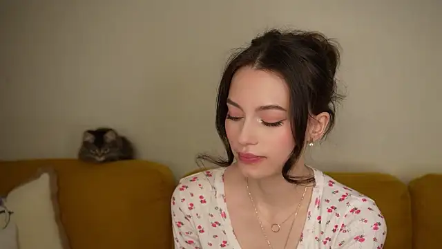 Snapshot of FirstOfFallen chatting on December 1, 9:58 am FirstOfFallen online show from December 1, 9:58 am