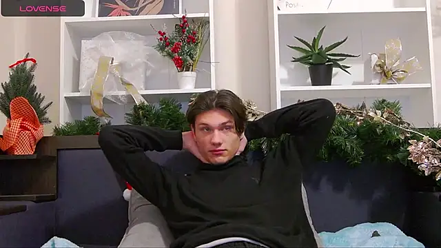 CalvinCay online show from December 21, 1:15 am