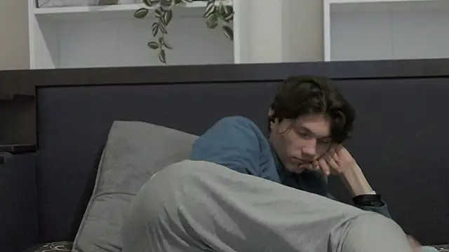 CalvinCay online show from January 30, 5:52 am