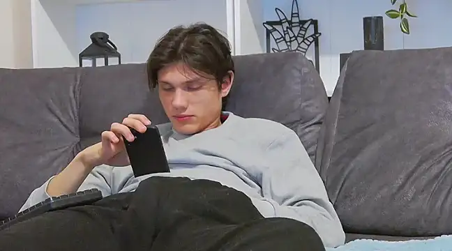 CalvinCay online show from March 6, 2:09 am