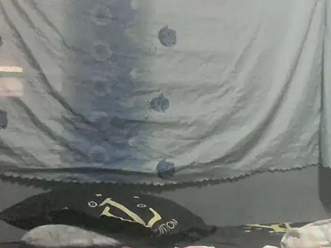 Urvin32 online show from November 15, 7:21 pm