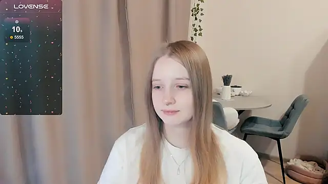 Snapshot of Alyaley chatting on November 16, 9:53 pm Alyaley online show from November 16, 9:53 pm