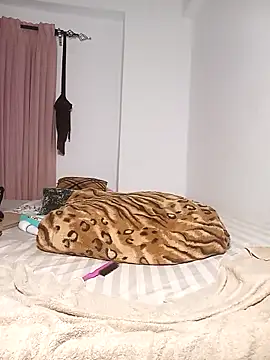 Bella045 online show from February 12, 10:26 pm