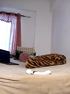 Bella045 online show from March 12, 7:57 am