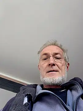 60philippe online show from February 7, 9:24 am