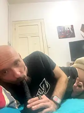 Snapshot of branleurbidu90 chatting on December 14, 9:19 pm branleurbidu90 online show from December 14, 9:19 pm