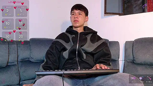 Mr daren  online show from October 8, 4:59 pm