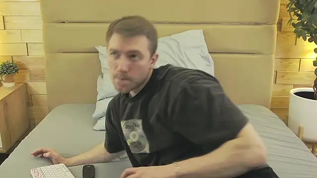 EthanPinkman online show from March 10, 4:28 am